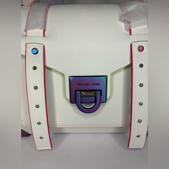 Michael Kors Manhattan Medium Contrast Trim Leather Satchel - Optic White - Picture 5 of 9